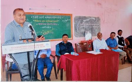 मराठी भाषादिन २०१९ प्रसंगी विजयकुमार दळवी